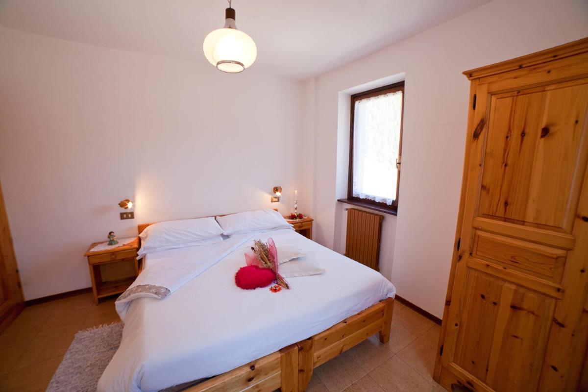 Chalet Bucaneve Santa Caterina Valfurva Eksteriør bilde